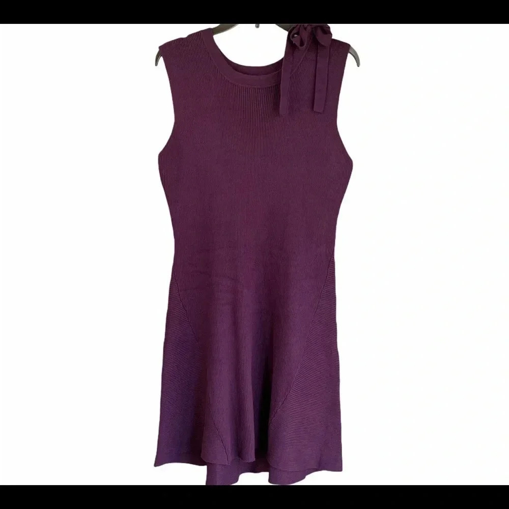 **NEW Love Scarlett Sleeveless Knit Sweater Dress